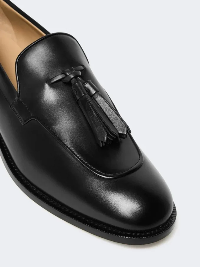 Tasselled leather loafers, black Tasselled leather loafers, black