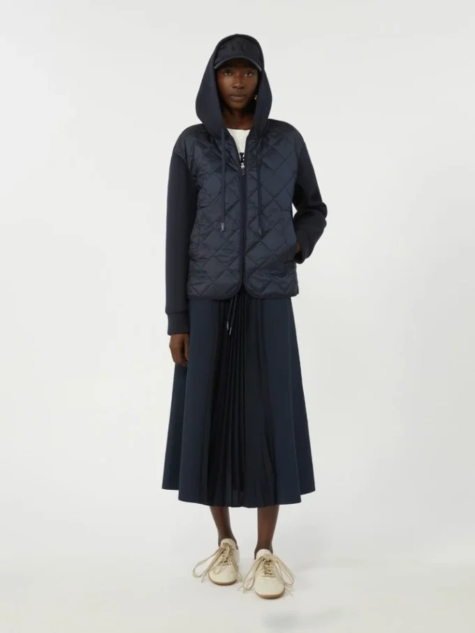 Padded, hooded jacket in water-repellent canvas and jersey, navy