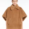 Teddy fabric cape, camel