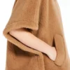 Teddy fabric cape, camel