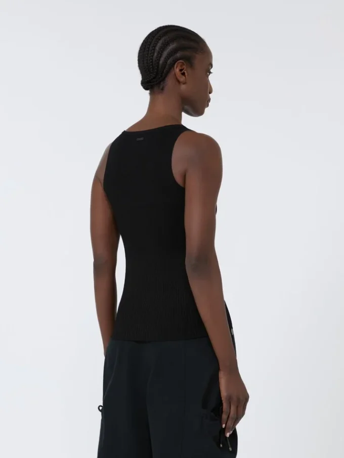 Viscose-blend yarn top, black