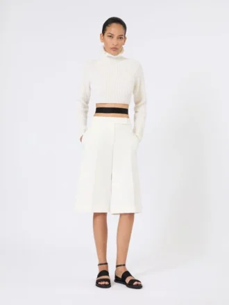 Viscose crepe jersey bermuda shorts, white Viscose crepe jersey bermuda shorts, white