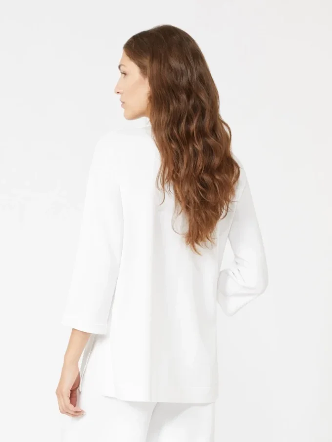 Viscose crepe yarn v-neck jumper, optical white Viscose crepe yarn v-neck jumper, optical white