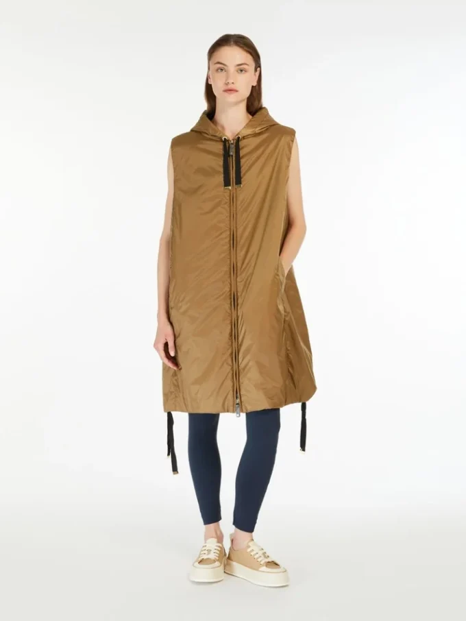 Water-repellent canvas gilet, caramel Water-repellent canvas gilet, caramel