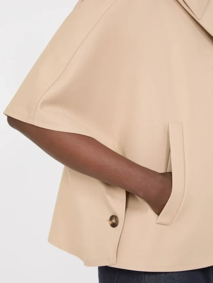 Water-repellent gabardine cape, albino Water-repellent gabardine cape, albino