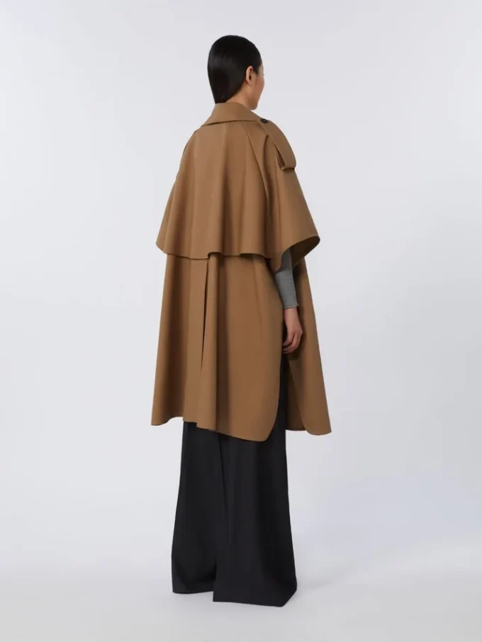 Water-repellent gabardine cloak, colonial Water-repellent gabardine cloak, colonial