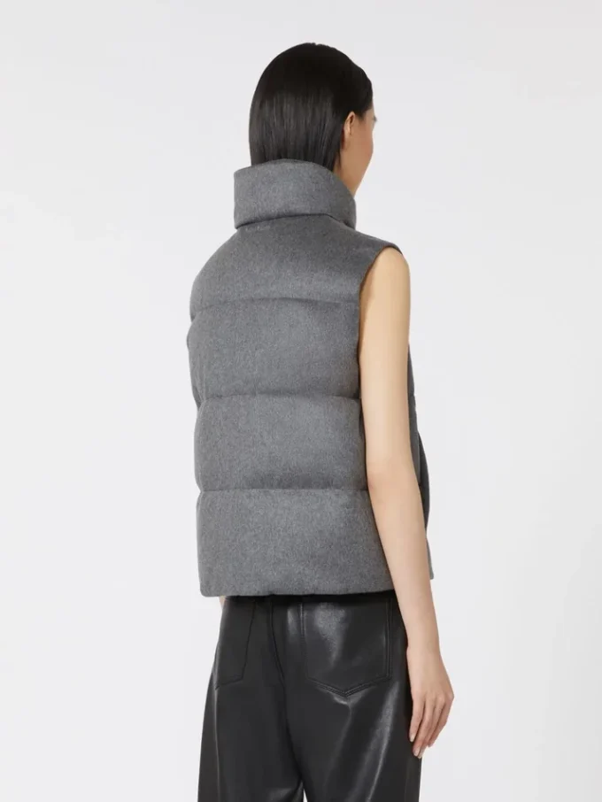 Water-repellent padded cashmere and canvas gilet, medium grey Water-repellent padded cashmere and canvas gilet, medium grey