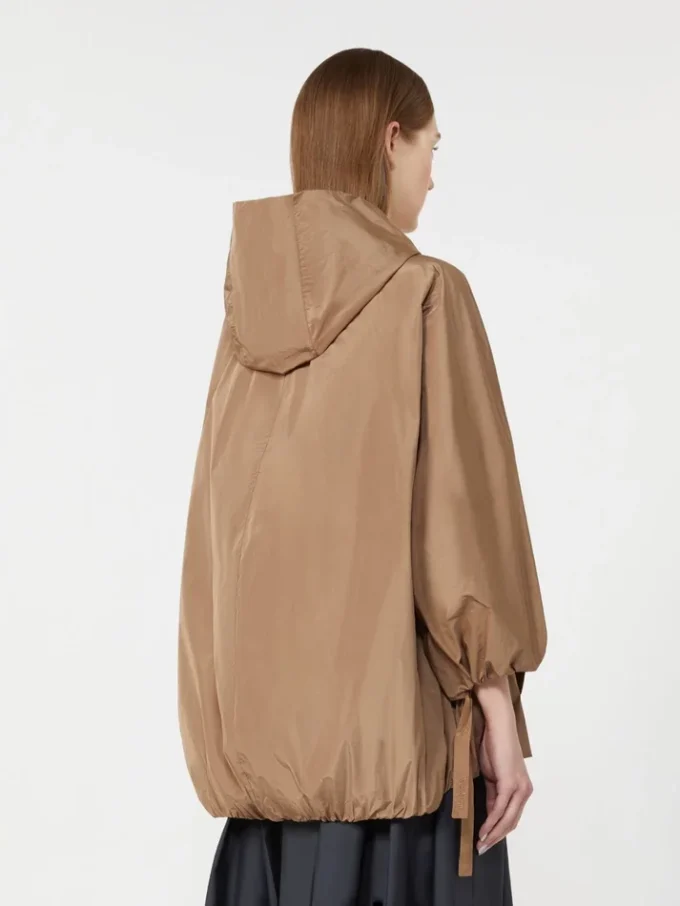 Water-repellent taffeta jacket, camel Water-repellent taffeta jacket, camel