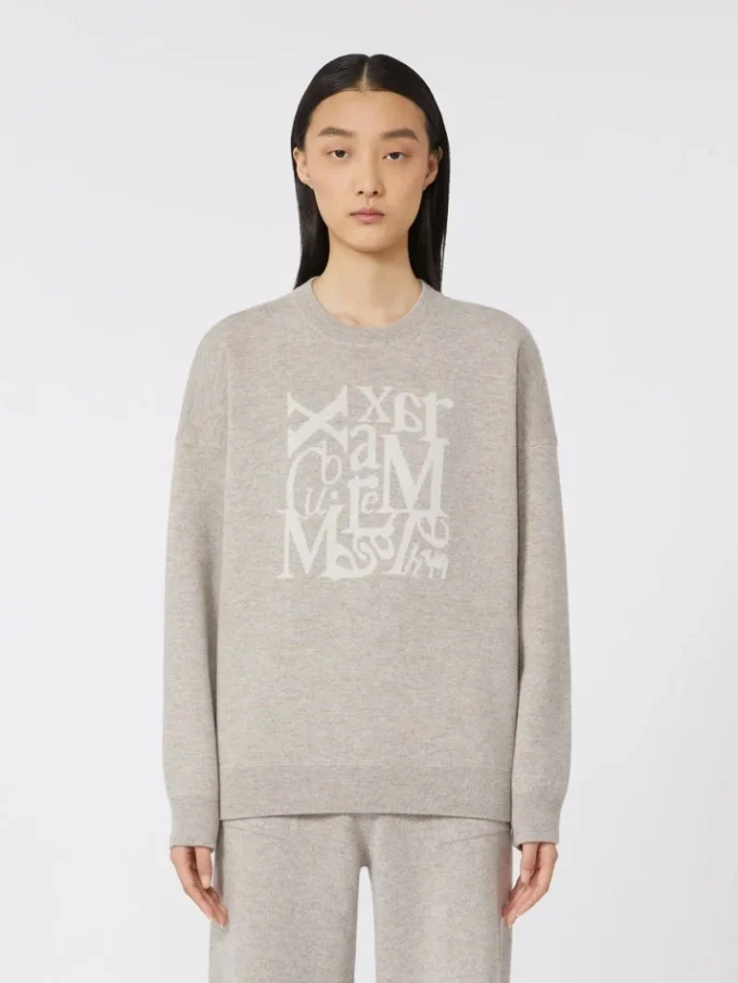 Wool and cashmere crew-neck sweater, beige Wool and cashmere crew-neck sweater, beige