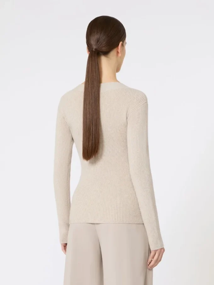 Wool and cashmere jumper, beige Wool and cashmere jumper, beige