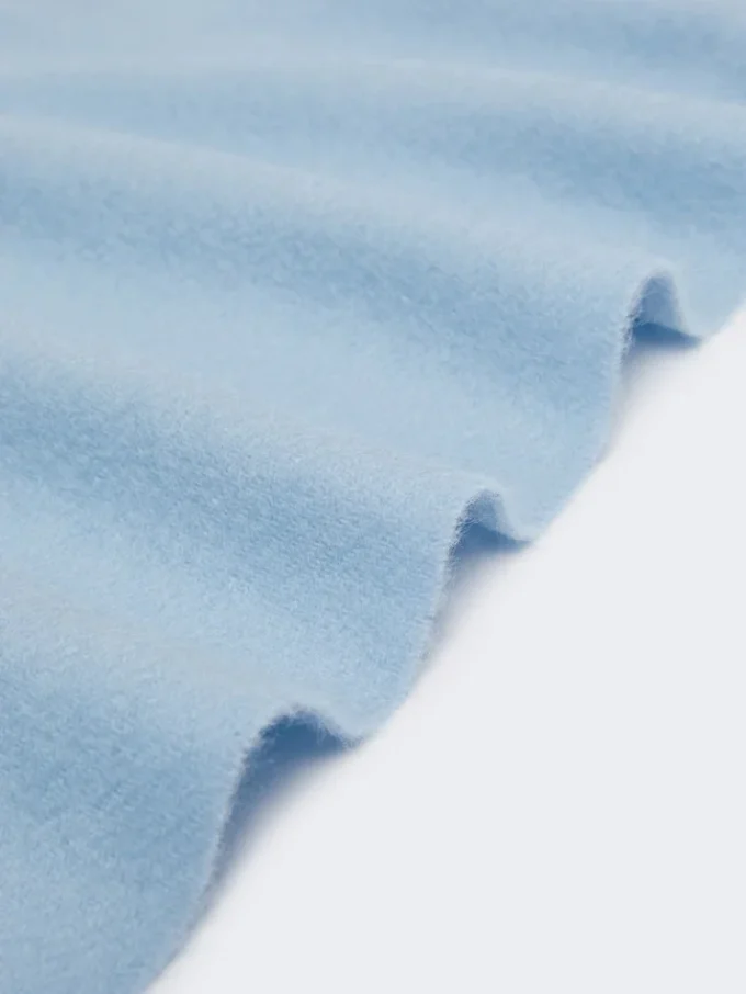 Wool and cashmere stole, light blue Wool and cashmere stole, light blue
