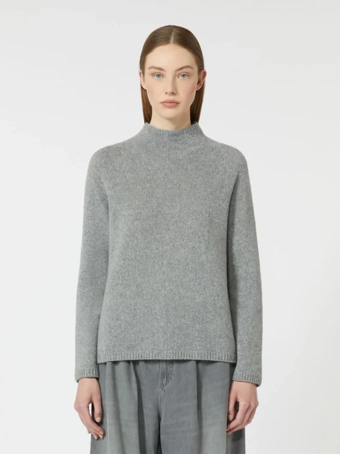 Wool and cashmere yarn polo-neck sweater, medium grey Wool and cashmere yarn polo-neck sweater, medium grey