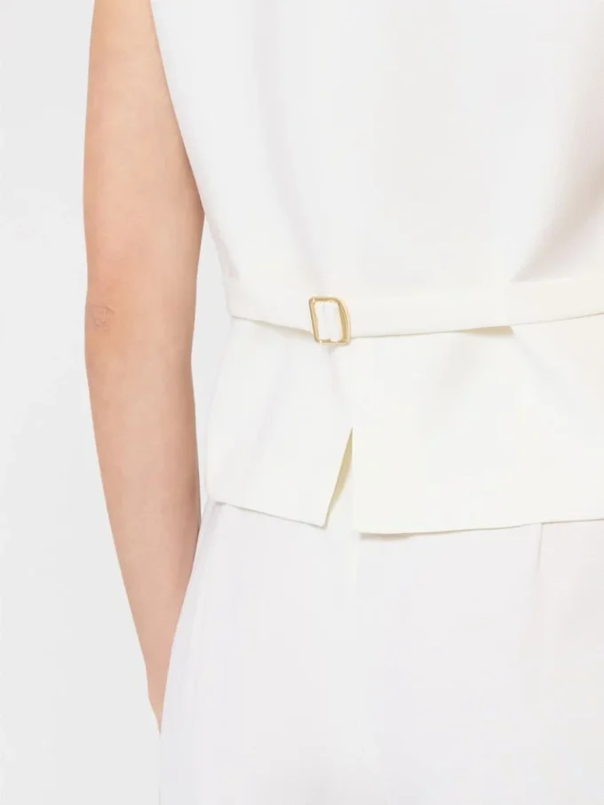 Wool crepe gilet, white Wool crepe gilet, white